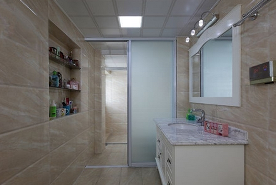 卫生间隔断材料选购指南